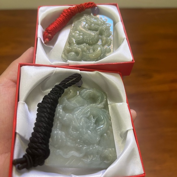 Jade dragon - Picture 1 of 5